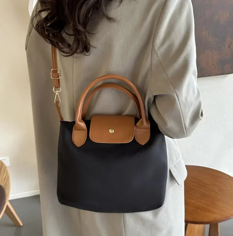 Mon Amour Chic Waterproof Shoulder Bag