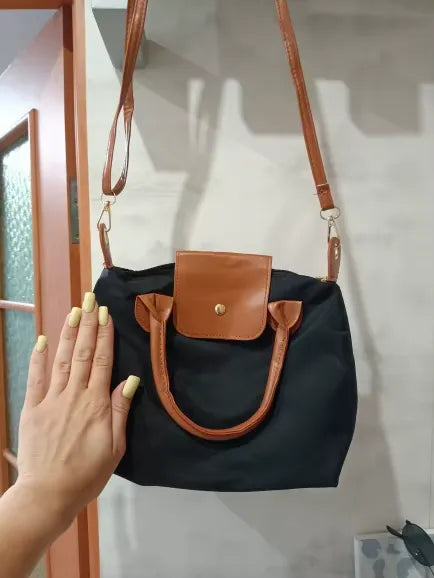 Mon Amour Chic Waterproof Shoulder Bag
